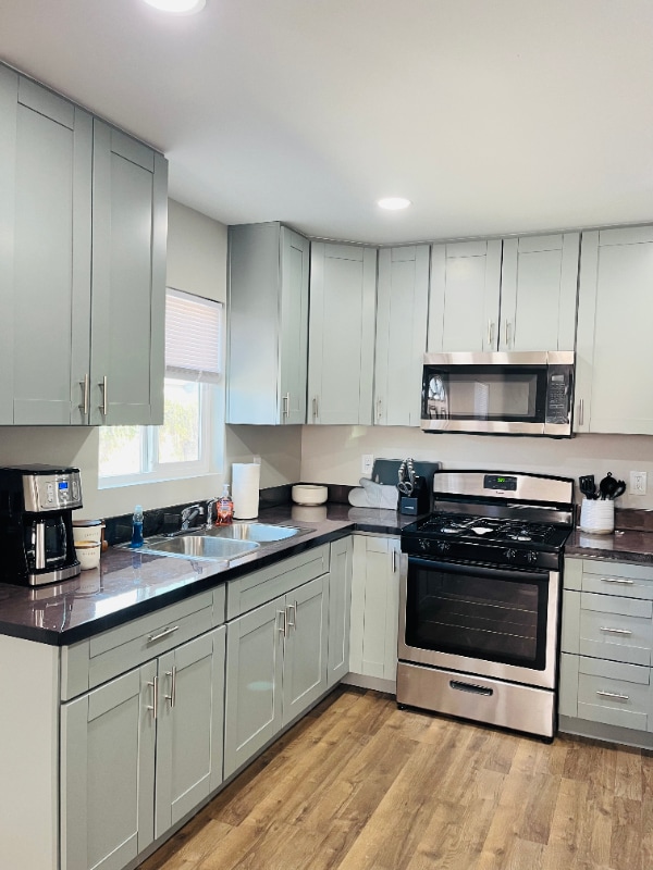 Building Photo - 3410 Chamoune Ave