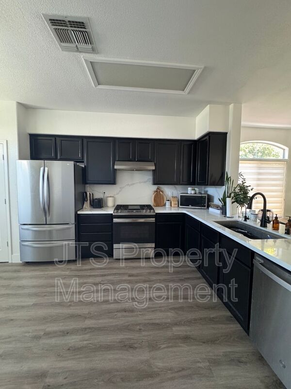 Building Photo - 3112 Gennaker Way