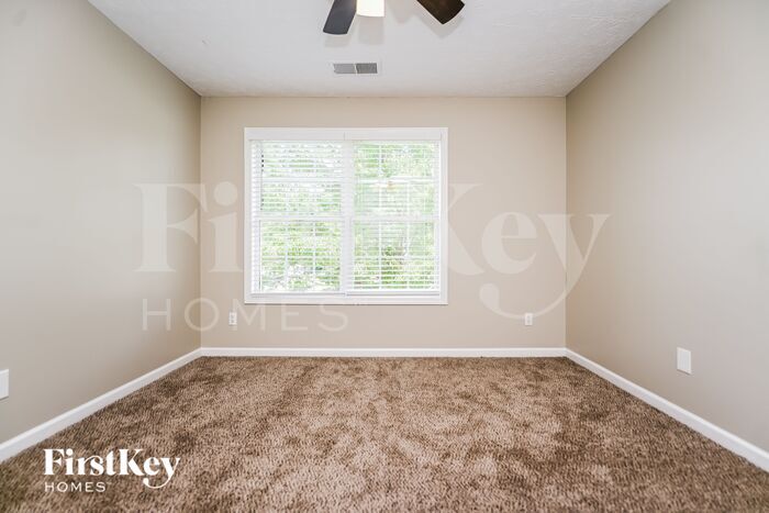 Building Photo - 30 Dearing Woods Bend