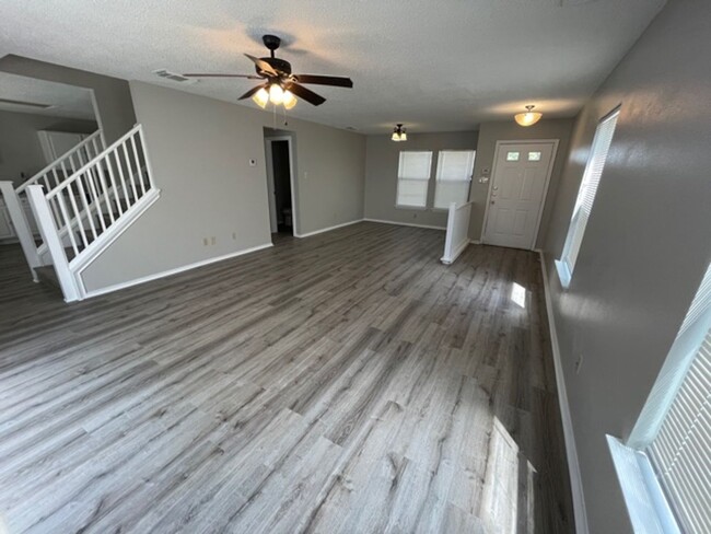 Building Photo - Coming soon..... Beautiful  3 bedroom 2 bath