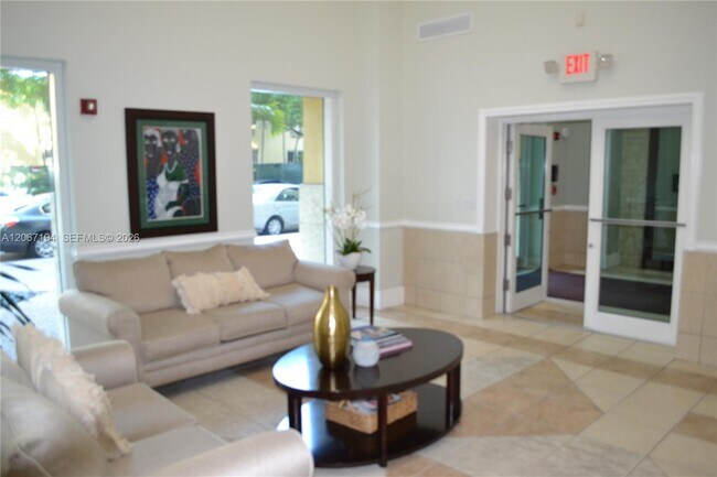 Building Photo - 50 Menores Ave