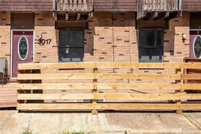 Building Photo - 3017 Pembroke Ln