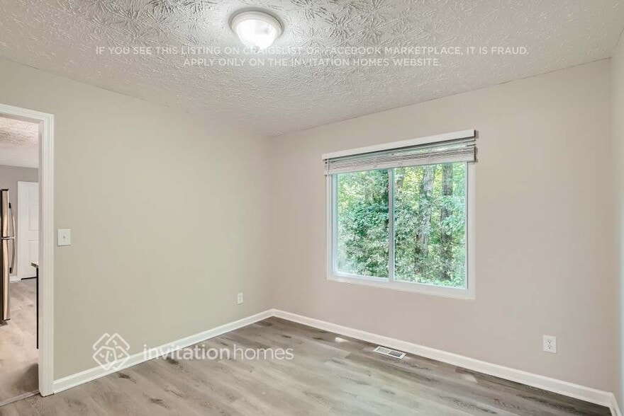 Building Photo - 594 Rivulett Ct