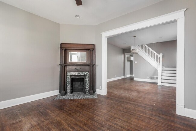 Building Photo - 1144 Churchman Ave