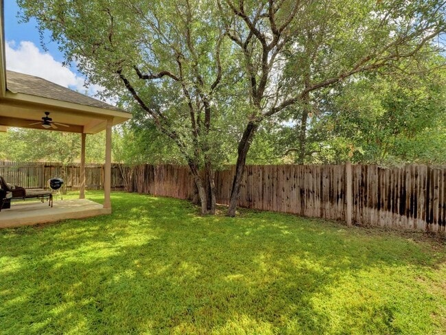 Building Photo - 300 Steer Acres Ct