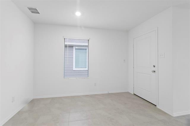 Building Photo - 144 Thresher Ln