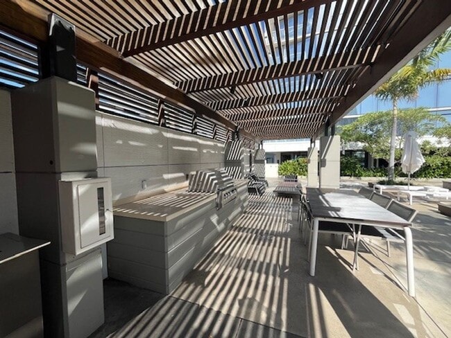 Building Photo - Symphony - 2 bedroom, 2 baths Condo, with 2 parking stalls - Avail now!