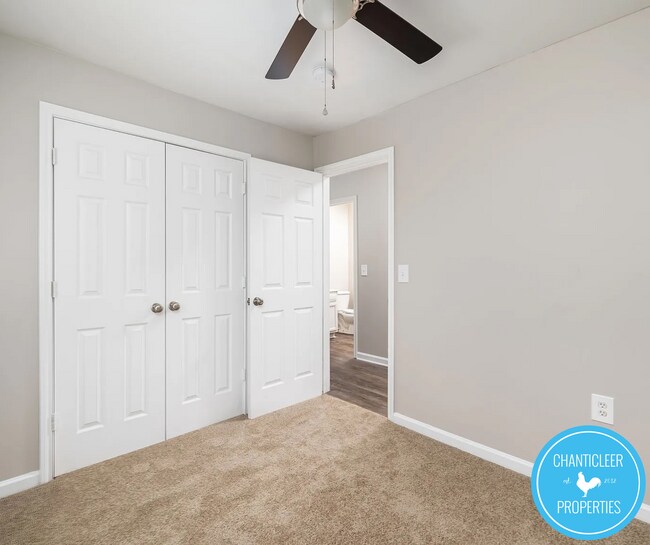 Building Photo - 1041 W Barton St