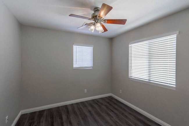 Building Photo - Beautiful North West Las Vegas 4 Bedroom P...