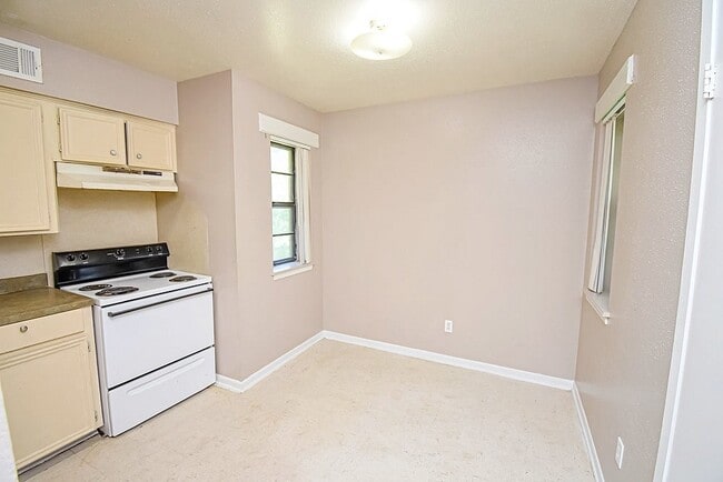 Building Photo - 138 Sandpiper Cir