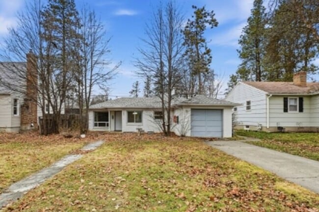 Building Photo - 1307 E Thurston Ave