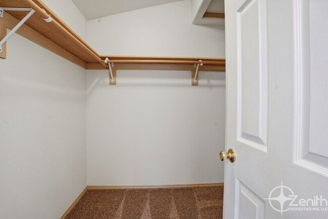 Building Photo - 17019 SE 3rd St