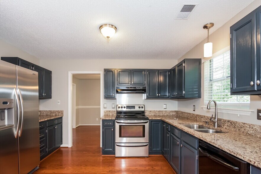 Building Photo - 10327 Conistan Pl