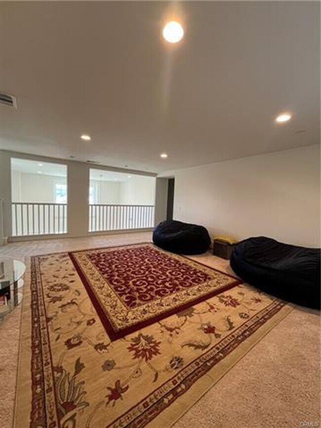 Building Photo - Audie Murphy Ranch Home