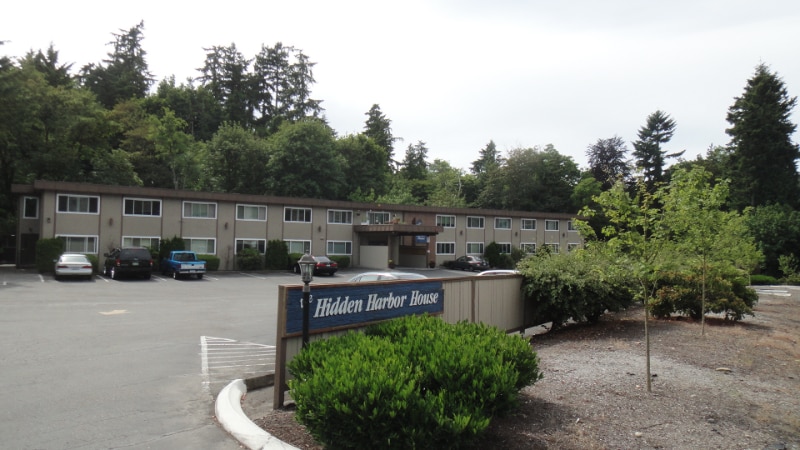 Building Photo - 1625 Kent Des Moines Rd