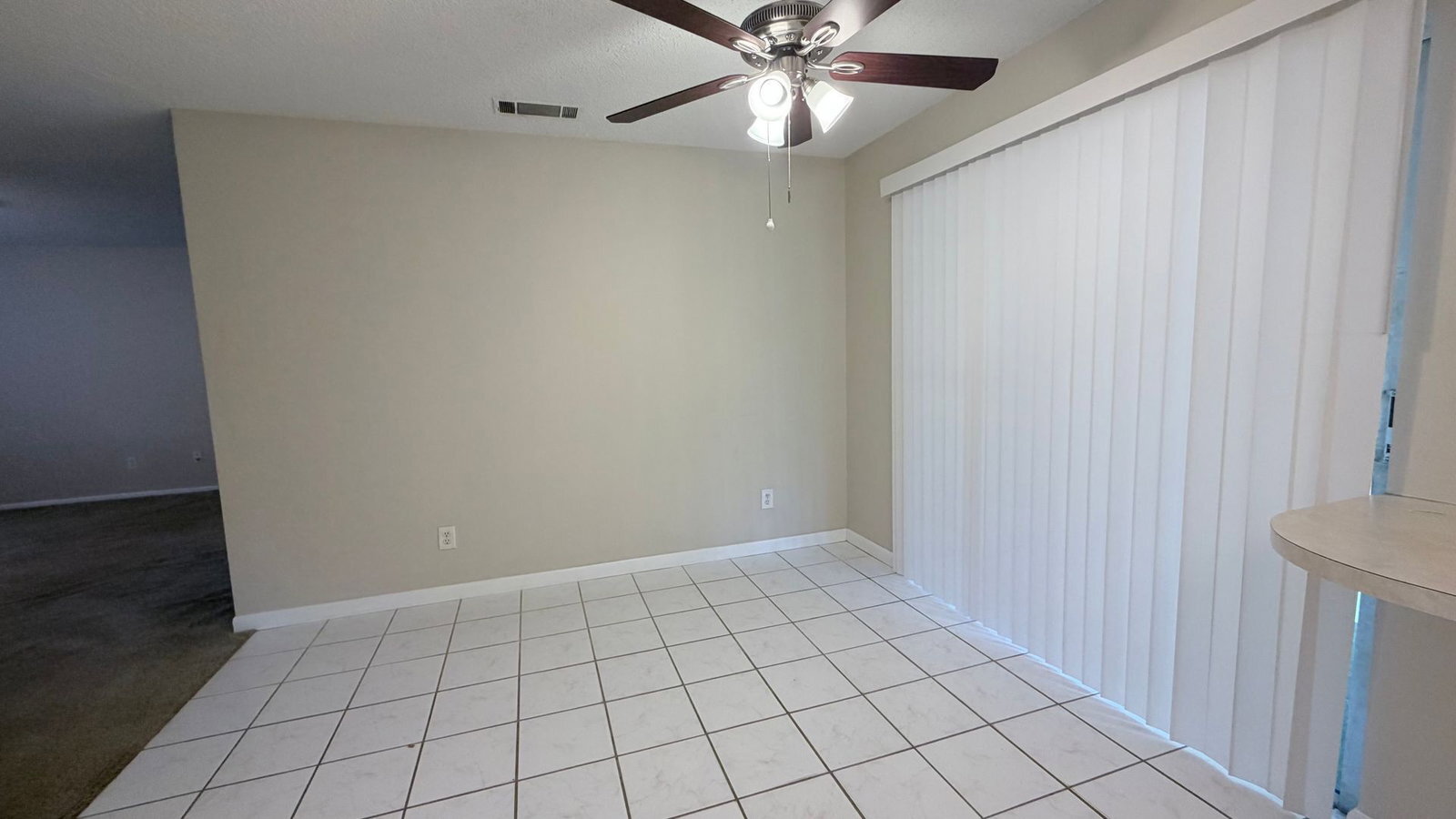 Building Photo - 603 Pheasant Ave