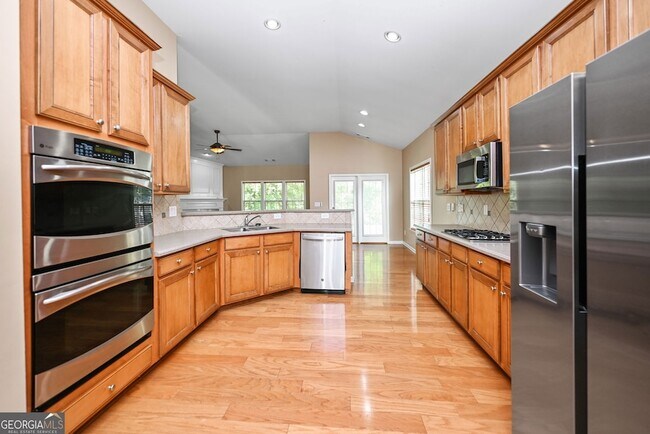 Building Photo - 317 Granite Way