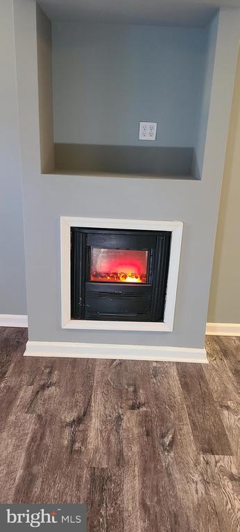 Building Photo - 15309 Lions Den Rd