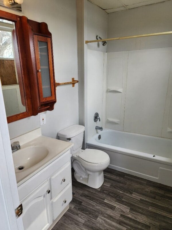 Building Photo - 1 W Hickory St