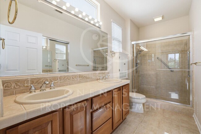 Building Photo - Refreshed 2-bedroom plus den, 2.5-bathroom in beloved Sun City Lincoln Del Webb community!
