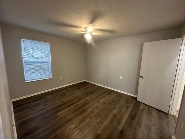 Building Photo - 951 Salt Pond Pl