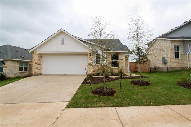 Building Photo - 1212 Low Branch Ln