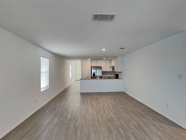 Building Photo - 171 Dodger Wy