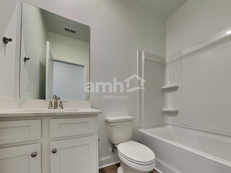 Building Photo - 935 Carnelian Ln