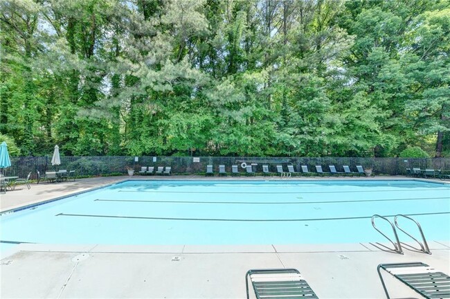 Building Photo - 3380 McClure Woods Dr