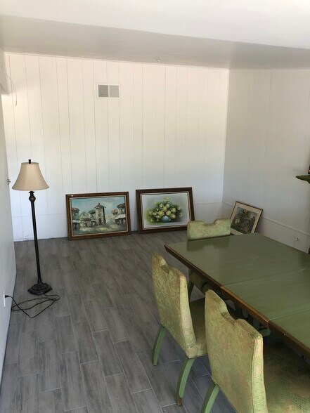 Building Photo - 6052 Pat Ave