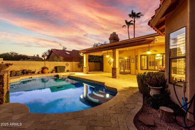 Building Photo - 4 Bedroom 2 Bathroom Scottsdale Ranch Home