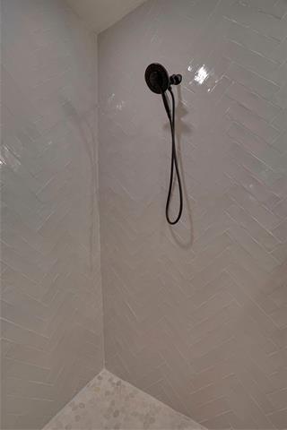 Building Photo - 211 Wood Ct