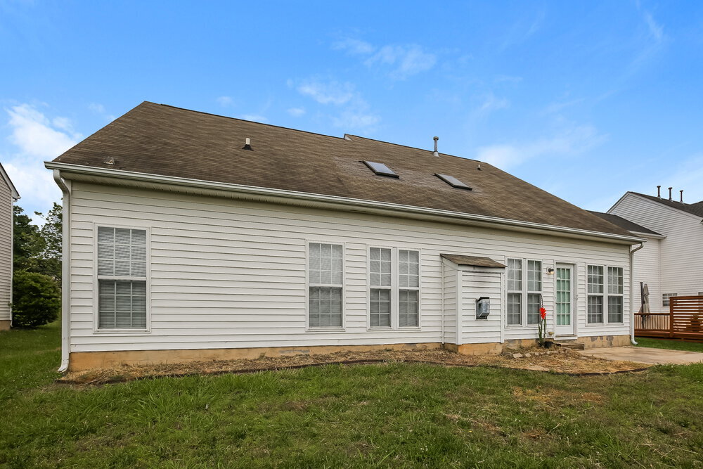 Building Photo - 9908 Spring Park Dr