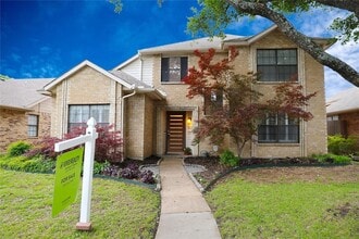 Building Photo - 4416 Odessa Dr