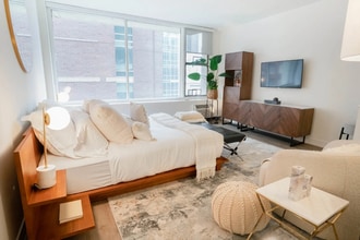 Building Photo - 29 E Chestnut St