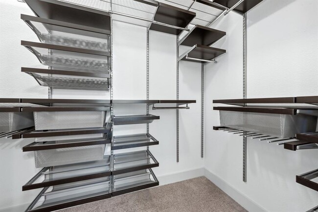 Building Photo - 1406 Casa Dr