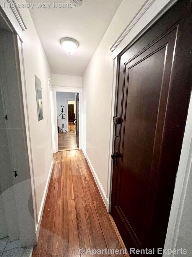 Building Photo - 11 Ellery St