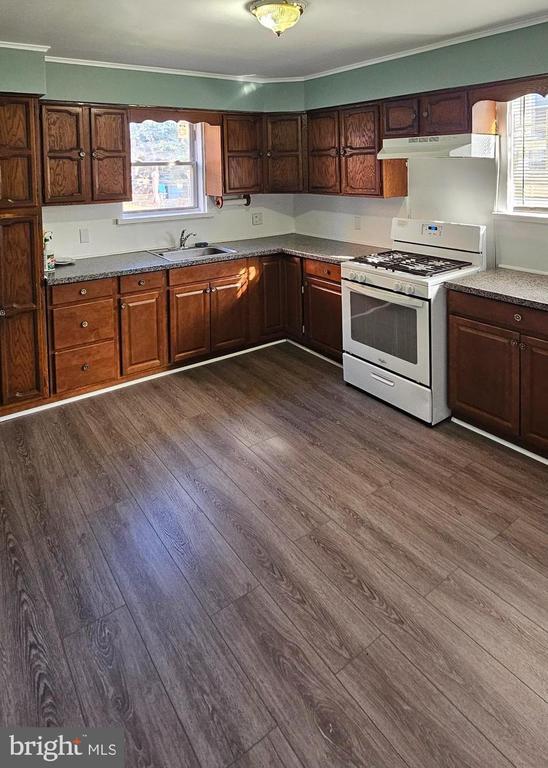 Building Photo - 1144 Collings Rd