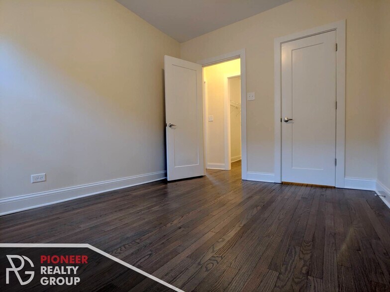 Building Photo - 2648 N Spaulding Ave