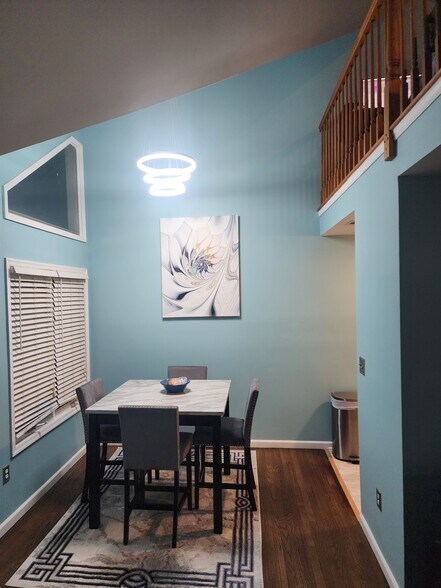 Building Photo - 1 Central Ave