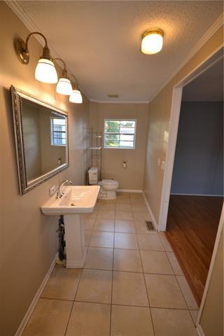 Building Photo - 16743 US-90