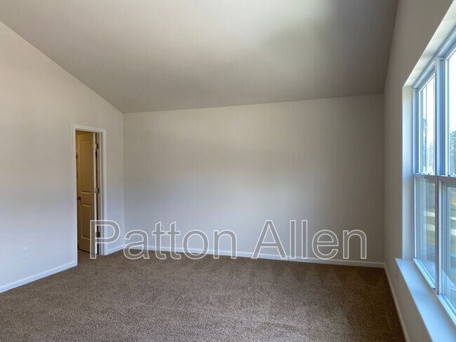 Building Photo - 45 Hamrick Dr