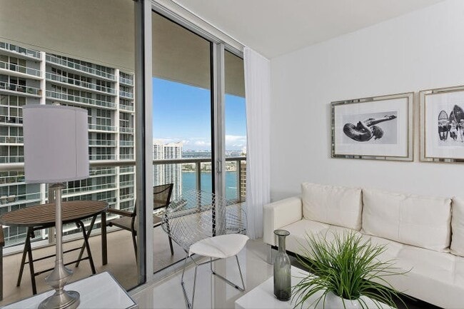 Building Photo - Icon Brickell Unit 4010