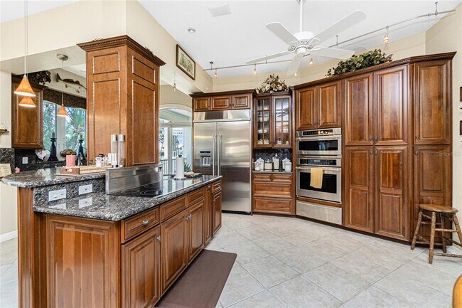 Building Photo - 202 George Rd SE