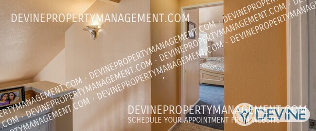 Building Photo - 795 Fuchsia St