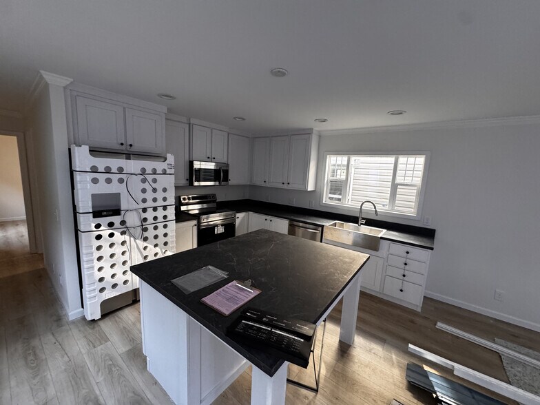 Building Photo - 121 Waccamaw Ln