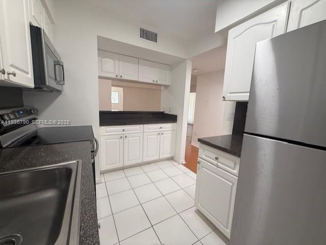 Building Photo - 19800 SW 103rd Ct