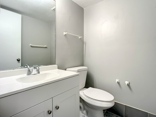 Building Photo - 3013 S Atlantic Ave