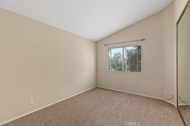 Building Photo - 41 Alondra