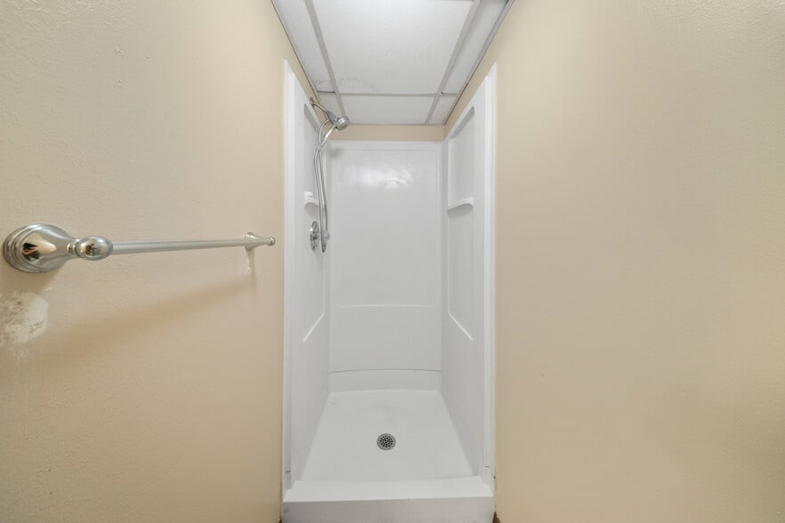 Lower level bathroom shower - 2405 W 28th St